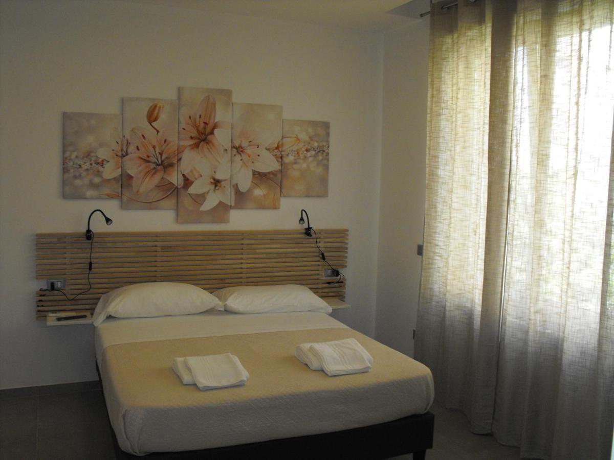 Dimora Chloe B&B Pescara Bagian luar foto
