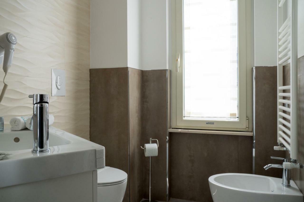 Dimora Chloe B&B Pescara Bagian luar foto