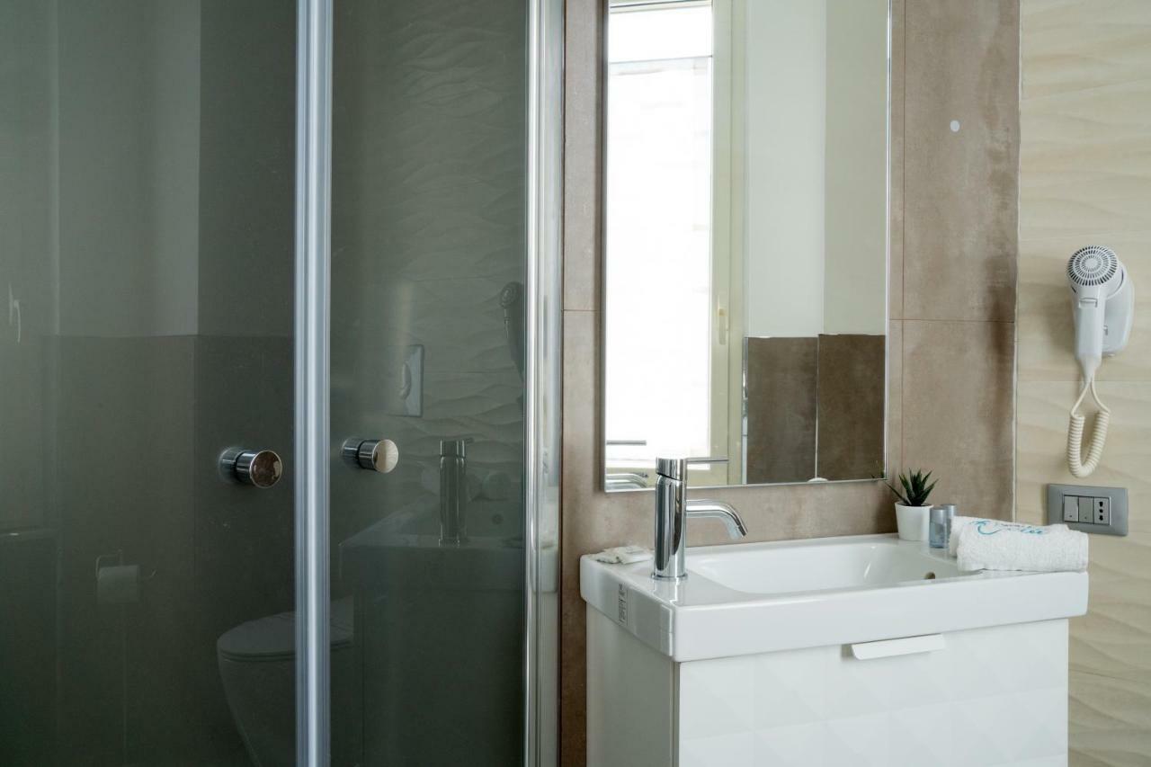 Dimora Chloe B&B Pescara Bagian luar foto